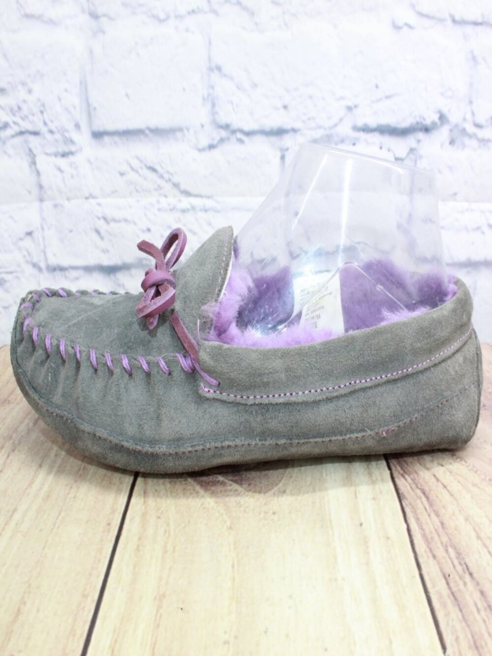 LL Bean Kids Gray Suede Wicked Good Shearling Lined Moccasin Slipper Size 5
